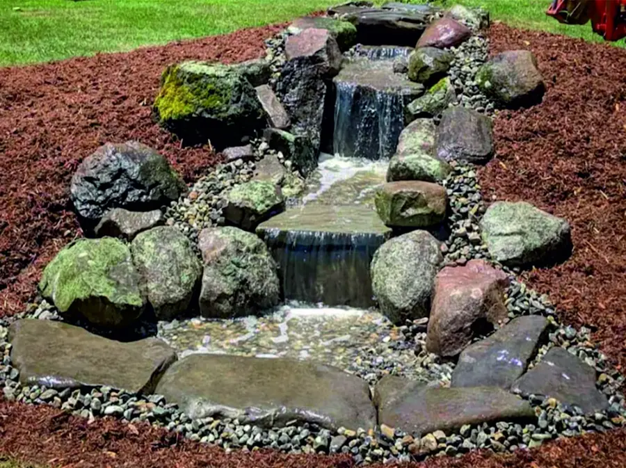 Teichbau & Wasseranlagen von Gartenbau Deliu – Individuelle Gartenteiche, Bachläufe und Wasserspiele: Professionell abgedichtet, naturnah modelliert und mit standortgerechter Bepflanzung harmonisch vollendet.